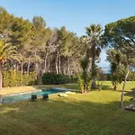Ubuntu, D'architecte, Classée 5 étoiles, Vue Mer, à 250m, Tennis *