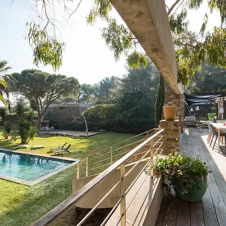 Ubuntu, D'architecte, Classee 5 Etoiles, Vue Mer, A 250m, Tennis *
